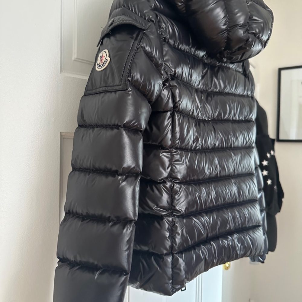 Moncler - Picture 4 of 8